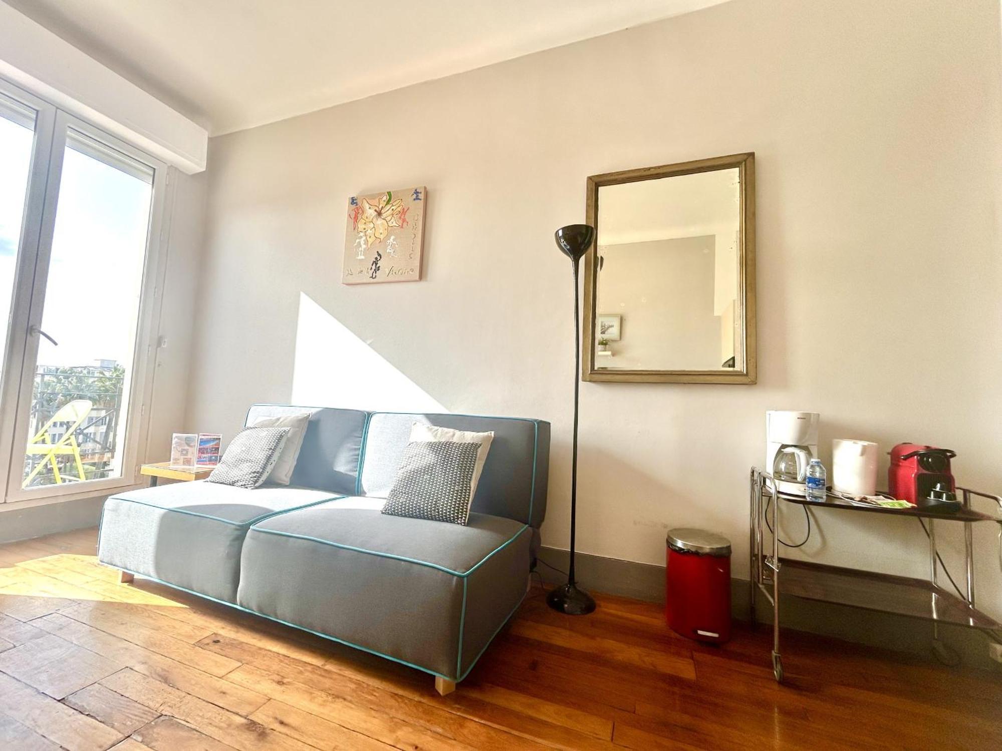 Appartement Riviera - Grimaldi Ac - Promenade Des Anglais - Balcon Victor Hugo 2 *